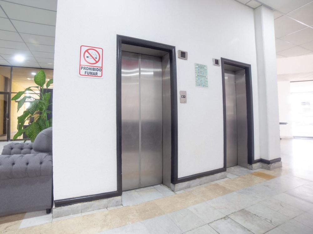 Capital O Hotel Casa Real Celaya Celaya  Exterior photo